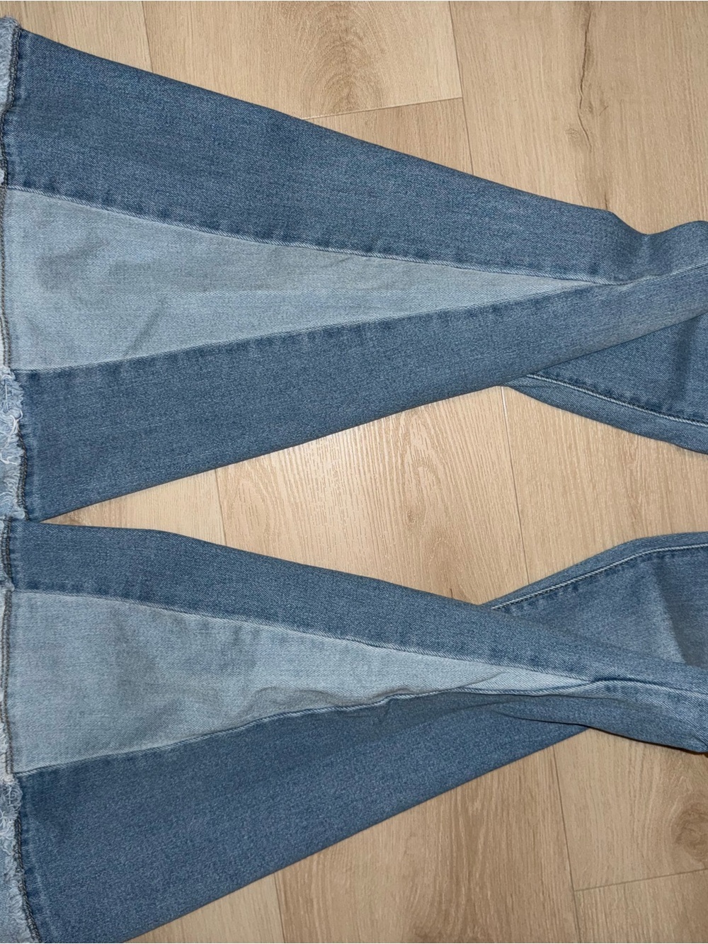 Fashion Nova Light Blue Two-Tone Flare Bell Bottom Jeans with Frayed Hem - Picture 5 of 8